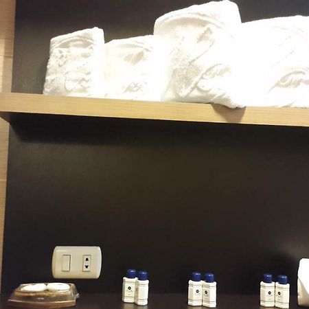 Atlantic Blue Hotel グアヤキル エクステリア 写真